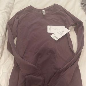 Athleta Momentum Seamless Top brand new with tags attached- size small